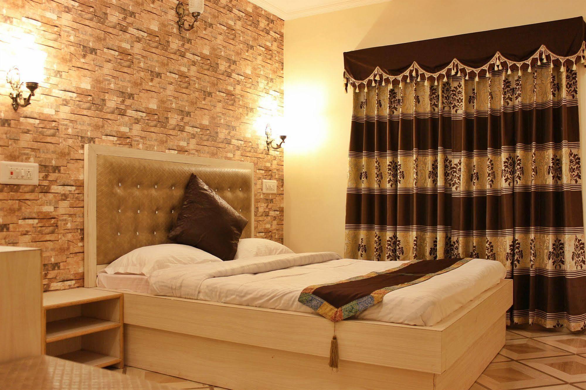 Hotel Walisons Resorts Srinagar  Luaran gambar
